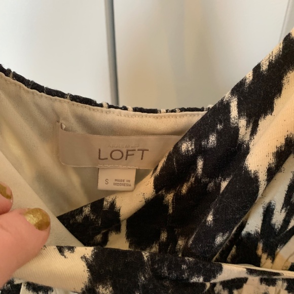 LOFT Maxi Patterned Dress - Picture 4 of 4